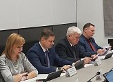 Уважаемые земляки, 10 февраля принял участие в очередном заседании профильного комитета Мурманской областной Думы по законодательству, государственному строительству и местному самоуправлению