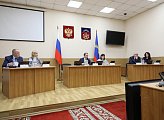 Проект областного бюджета на 2023 год был в центре внимания на встречах Губернатора области Андрея Чибиса с депутатами фракций регионального парламента