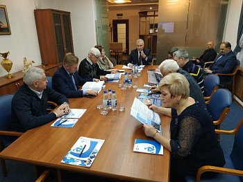 Депутаты Мурманской областной Думы по приглашению руководства Кольской АЭС посетили г. Полярные Зори