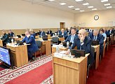 Мурманская областная Дума приняла законопроекты о социальной поддержке семей участников специальной военной операции