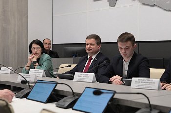 Станислав Гонтарь принял участие в заседании комитета по культуре, молодежной политике, туризму и спорту.