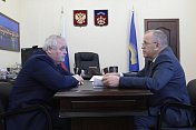 Сергей Дубовой провел рабочую встречу с  Уполномоченным по правам человека в Мурманской области Михаилом Шиловым