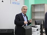 Сергей Дубовой осмотрел новые учебные пространства в "средней мореходке"