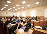 Уважаемые земляки, 20 мая провел мероприятие в рамках авторского проекта «Историческая гостиная» как региональный координатор проекта партии «Единая Россия» «Историческая память» с учащимися гимназии № 10 города Мурманска