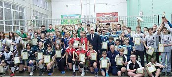 Работа в округе. В гимназии № 7 прошли спортивные матчи и награждения 