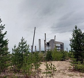 Депутат Мурманской областной Думы Александр Клементьев поднял проблему бесхозного объекта в Ёнском