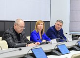 Состоялось заседание комитета по труду, вопросам миграции и занятости населения под председательством Александра Макаревича