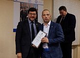 Евгений Никора наградил работников энергетической отрасли