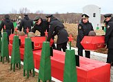 В Долине Славы почтили память защитников Заполярья