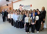 В Кольской школе открылся мурал, посвященный  героическим подвигам Анатолия Анхимова.