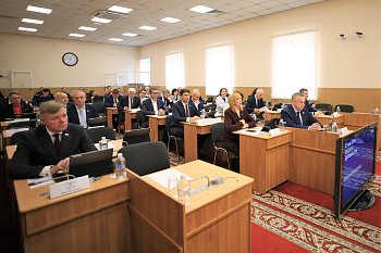 Депутаты одобрили изменения в региональное законодательство