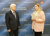 Уважаемые земляки, продолжаем традицию вручения наград Мурманской областной Думы в здании регионального парламента нашим землякам, достигшим высоких результатов в различных отраслях жизнедеятельности