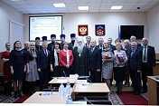 В областной Думе прошли региональные Рождественские парламентские встречи