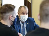Председатель областной Думы Сергей Дубовой  встретился с участниками кадрового проекта «ПолитСтартап»
