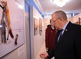 Обновленная фотовыставка "Первозданная Россия" открылась в фойе Мурманского морского вокзала 
