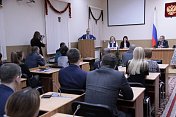 В региональном парламенте подвели итоги тестирования по русскому языку сотрудников аппарата