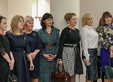 Депутаты областной Думы тепло поздравили женщин-руководителей органов местного самоуправления муниципальных образований области с наступающим праздником