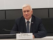 Уважаемые земляки, 21 мая принял участие в очередном заседании профильного комитета Мурманской областной Думы по законодательству, государственному строительству и местному самоуправлению