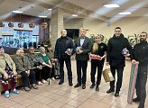 Роман Пономарев посетил Мурманский дом-интернат для престарелых и инвалидов