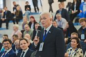 Уважаемые земляки, 23 мая принял участие в Форуме муниципального сообщества Мурманской области «Развитие муниципалитетов: в центре внимания – человек»