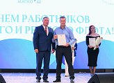 Коллектив Мурманского морского торгового порта принимает поздравления с профессиональным праздником