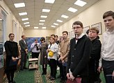 Мурманские школьники познакомились с работой областной Думы