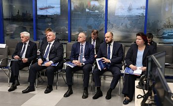 Андрей Иванов принял участие в выездном заседании Комитета Совета Федерации РФ по международным делам, которое прошло Мурманске.