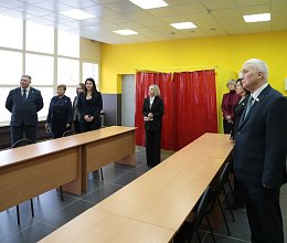Выездное заседание комитета по образованию и науке в городе Апатиты, посещение апатитского и кировского филиалов МАУ, Апатитского политехнического колледжа имени Голованова Г. А. 11 февраля 2026 года