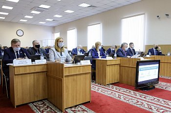 Михаил Викторович принял участие в очередном заседании Мурманской областной Думы 