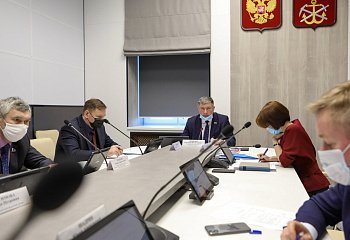Владимир Мищенко провел очередное заседание комитета  по законодательству,  государственному строительству и местному самоуправлению