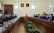 Спикер регионального парламента Сергей Дубовой принял участие в очередном заседании областного правительства