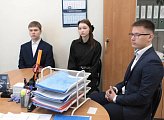 Александр Богович провёл встречу со студентами и учащимся в Мурманской областной Думе.