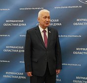 Уважаемые земляки, сегодня вручил Благодарности депутата Мурманской областной Думы Володиной Лидии Ивановне и Пустынной Татьяне Ивановне