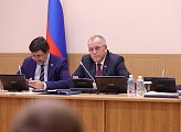 В региональном парламенте состоялось внеочередное заседание Думы