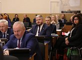 Дума приняла в окончательном виде проект закона об областном бюджете на 2026 год и последующий двухлетний период