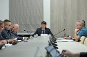 Состоялось заседание комитета по строительству, благоустройству, энергетике и ЖКХ под председательством Михаила Павлова