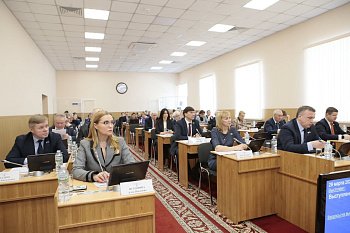 29 марта Станислав Гонтарь принял участие в заседании Мурманской областной Думы