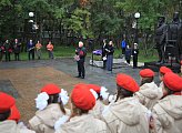 Депутаты областной Думы почтили память защитников Заполярья