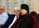 Депутаты областной Думы поздравили Главу ЗАТО г. Североморск Владимира Евменькова со вступлением в должность