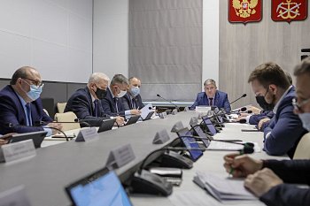Состоялось заседание комитета областной Думы по транспорту, дорожному хозяйству и информатизации под председательством Артура Попова