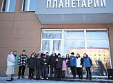 В канун Дня космонавтики в Мурманске прошла экскурсия в планетарий для детей из семей участников СВО