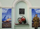 Региональные парламентарии почтили память павших защитников Кольского Заполярья 