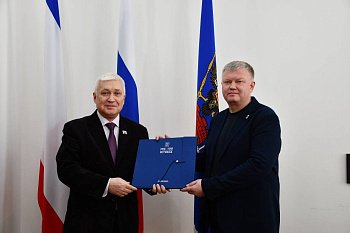 Уважаемые земляки, 27 января состоялась моя рабочая встреча с Главой муниципального образования муниципальный округ Феодосия Республики Крым – Председателем Феодосийского городского совета Иваном Васильевичем Козыревым
