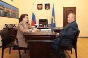 Глава регионального парламента Сергей Дубовой провел рабочую встречу с депутатом Государственной Думы Татьяной Кусайко