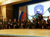 Уважаемые земляки, в Мурманской области и городе Мурманске особое внимание уделяется организации патриотического воспитания молодежи. Во многих образовательных организациях созданы кадетские классы, военно-патриотические клубы