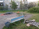 Работа в избирательном округе. В соответствии с рейтинговым голосованием был определен 31 адрес, где за счет средств областного и городского бюджетов установят современные детские площадки