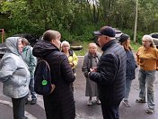 Уважаемые земляки, 25 августа состоялись встречи с коллективом детского сада № 140 и жителями микрорайонов на улице Достоевского домов № 15 и № 28