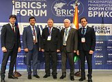 24-25 ноября в составе делегации Мурманской областной Думы работаю на IV Международном муниципальном форуме стран BRIKS+ в Санкт-Петербурге