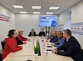 Спикер Мурманской областной Думы Сергей Дубовой провел тематический прием граждан