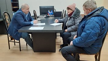 6 декабря Александр Богович провёл приём жителей Оленегорска.